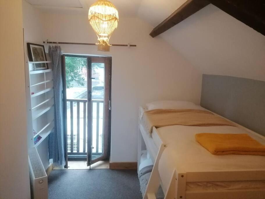The Old Barn, Cosy Townhouse In Leominsterヴィラ エクステリア 写真